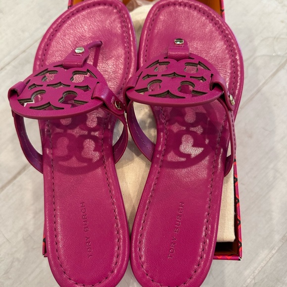 Tory Burch Miller Leather Sandal size 9 - Picture 3 of 9